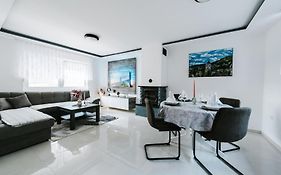 Villa Tina